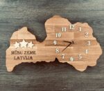 Ekskluzīvs sienas pulkstenis – Latvijas kontūrā